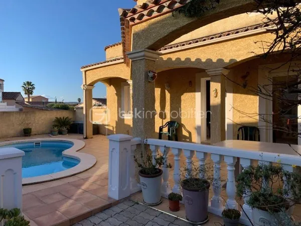 Rare sur le secteur !!! Superbe villa de 165m² dans un secteur calme et prisé de Mèze sur 465m² de t