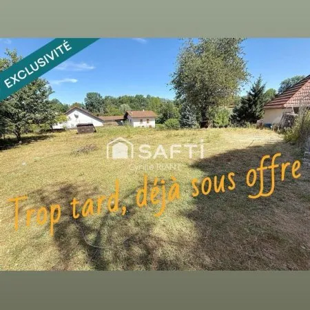 Terrain constructible 915 m2