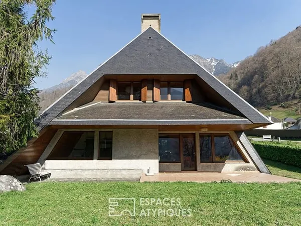 Chalet d'architecte avec vue panoramique sur les sommets