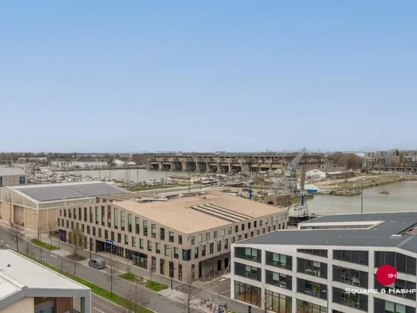 Appartement trois pièces avec vue