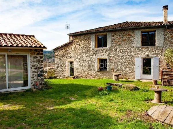 Maison de charme en pierre - Rénovation de qualité, harmonie & bien-être