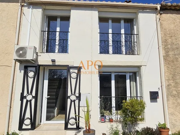 A Gignac-la-Nerthe charmante maison de village T3 de 83 m2