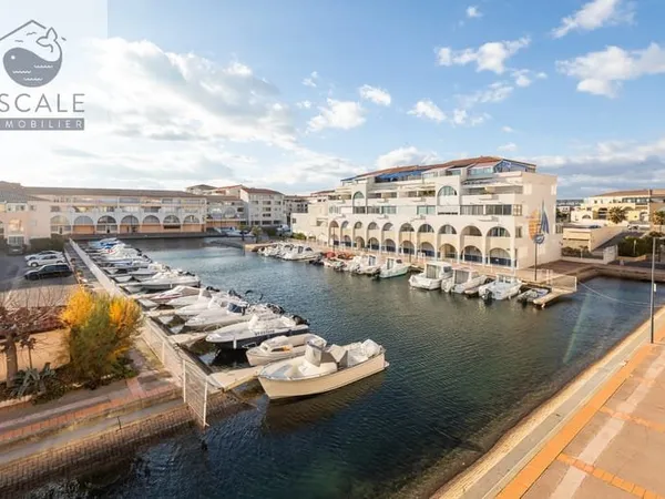 VENTE TYPE 2 CABINE VUE MARINA QUARTIER LES QUILLES A SETE