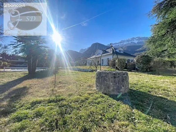 Propriété 7 pièces 248 m²