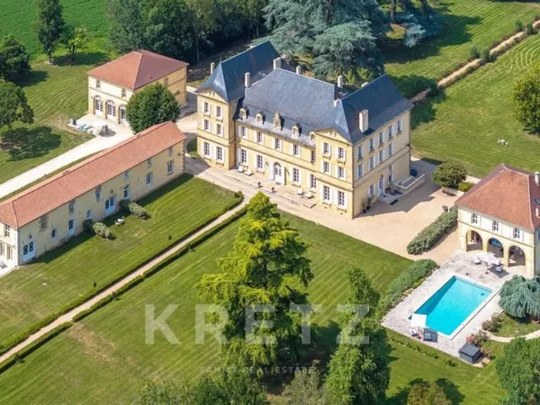Duplex de 177 m² au sein d'un château d'exception