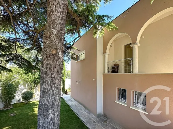 Maison 5 pièces 160 m²