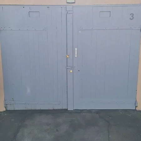 Box garage à loué