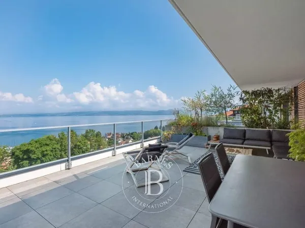 Neuvecelle - Attique de 80 m ² - Terrasse - Double garage - 3 chambres