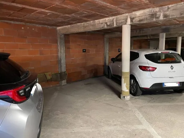 Parking 11 m²