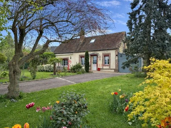 4 KMS DE LA GARE SNCF - MAISON DE CAMPAGNE