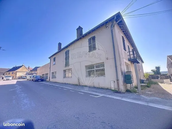 Immeuble 783 m²