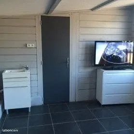 Studio meublé deux pièces