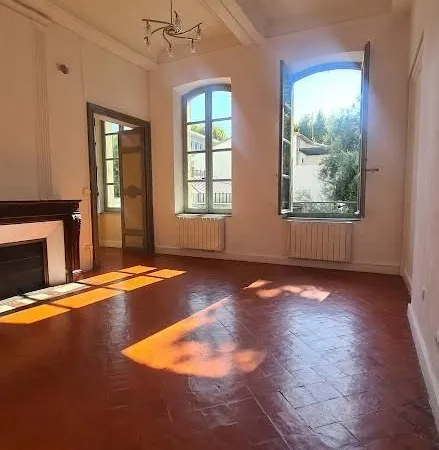 Superbe appartement 3 pièces au coeur de Narbonne, quartier Gambetta