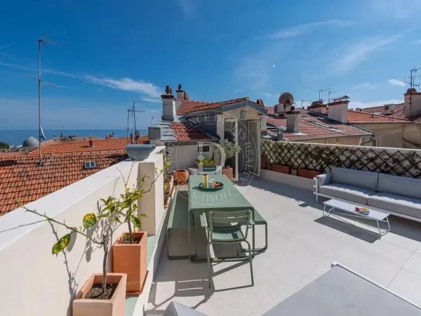 Appartement 5 pièces 152 m²