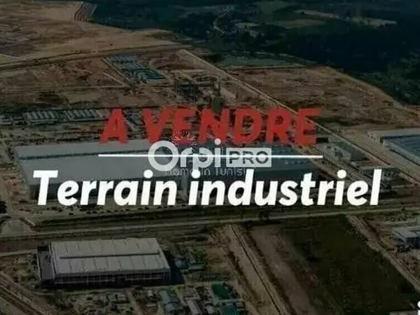 Terrain constructible 5622 m²