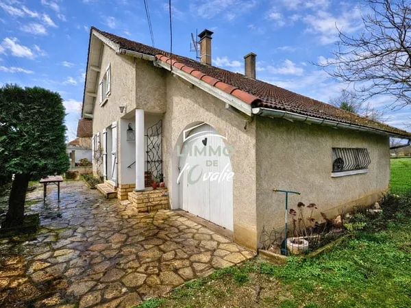 Maison Biars Sur Cere 6 pièce(s) 100 m2