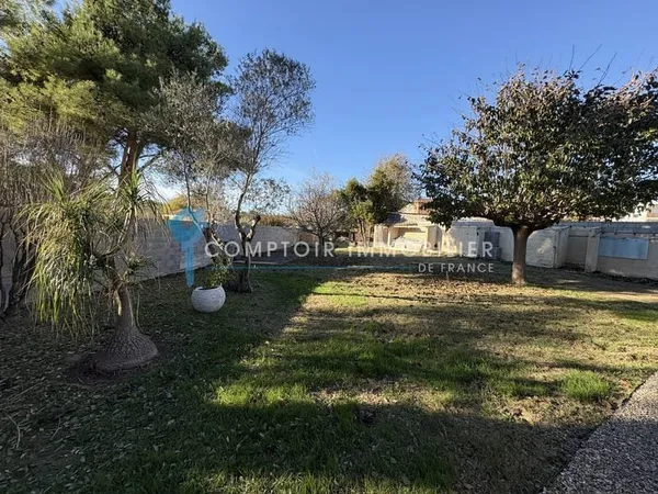 Dépt Hérault (34) A vendre sur Juvignac Terrain avec permis