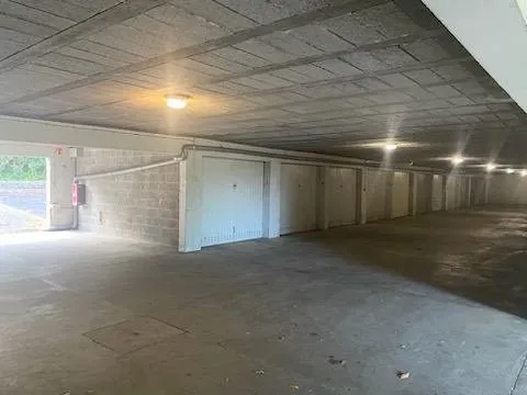 GARAGE secteur François Perrin
