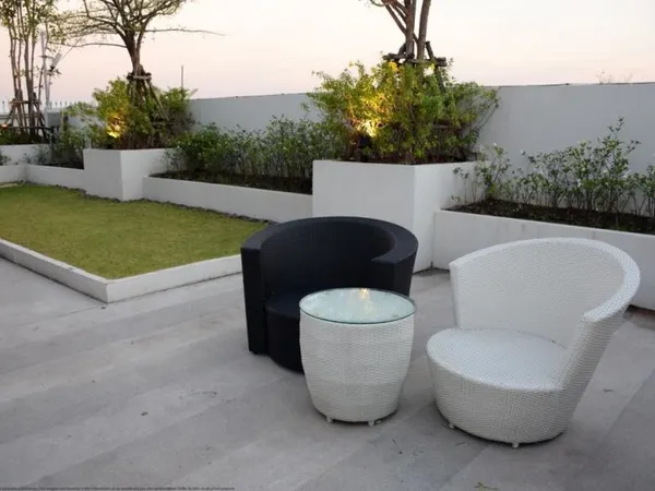 Bel appartement traversant avec grande terrasse