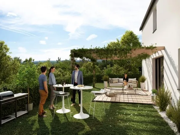 APPARTEMENT 3 PIECES ET SON JARDIN PRIVATIF DE 130 M2