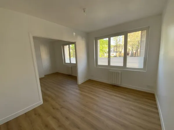 APPARTEMENT T2 DE 61 M2 EN CENTRE VILLE D'EVREUX