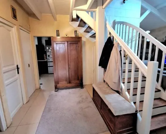 Maison 5 pièces 145 m²