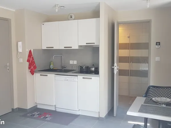 Special Luxembourg Studio hyper centre Gare Thionville