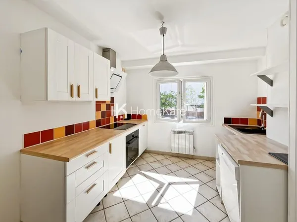 UN BIEN RARE SUR LE SECTEUR - APPARTEMENT T3 A SASIR !
