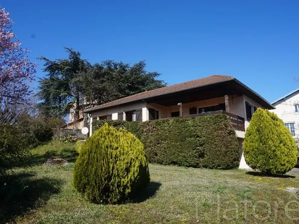 Chambre - COLOCATION -Sathonay Camp - 04.78.98.54.50