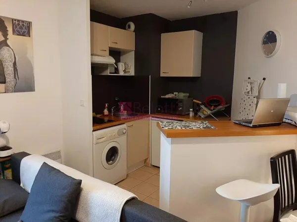 A LOUER - L'UNION - Appartement T1 bis de 34.79 m² au 3eme étage + place de parking aérienne - G1310