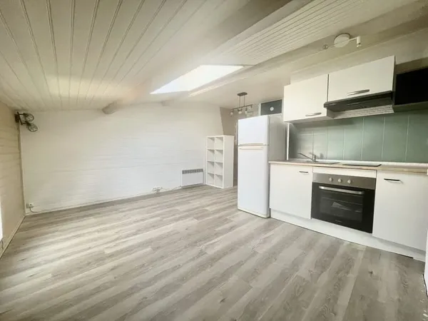 A LOUER Appartement Beaumont 1 pièce 30 m2
