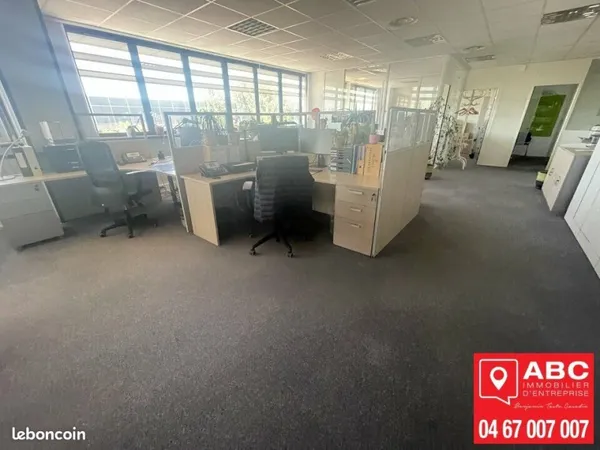 BUREAUX 237 m² PEROLS