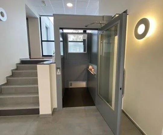 Bureaux 325 m²