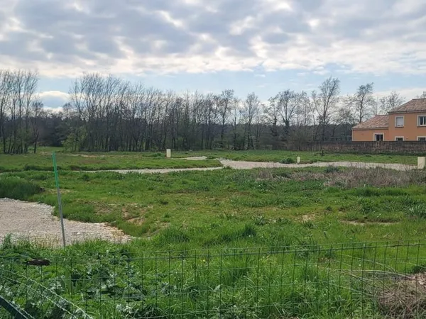 VALENCE - LA CANOPEE - TERRAIN