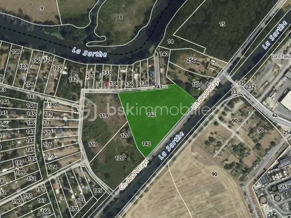 Terrain 10138 m²