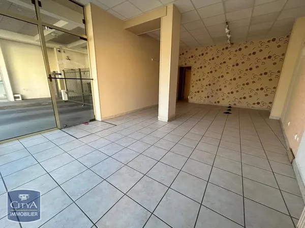 Local commercial 60 m²