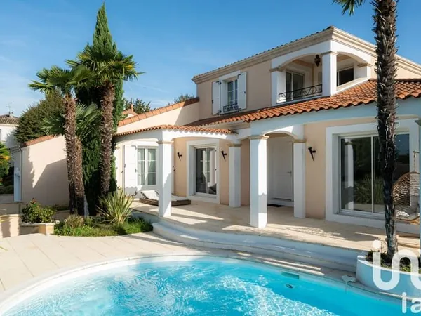 Vente Maison/villa 8 pièces