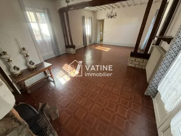 Maison 5 pièces 250 m²