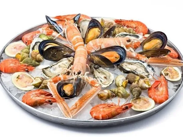 Dpt Charente Maritime (17), à vendre Poissonnerie