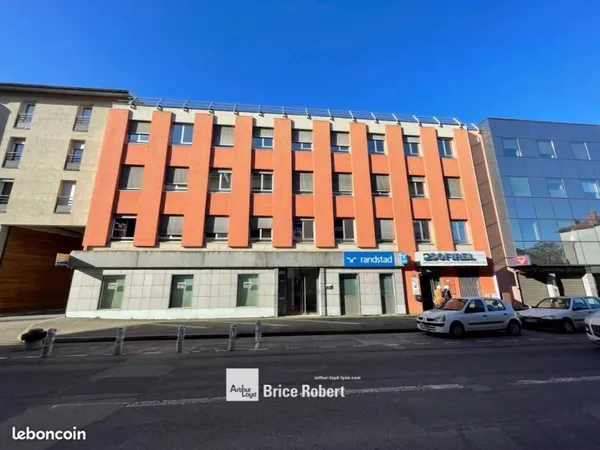 Bureaux 105 m²