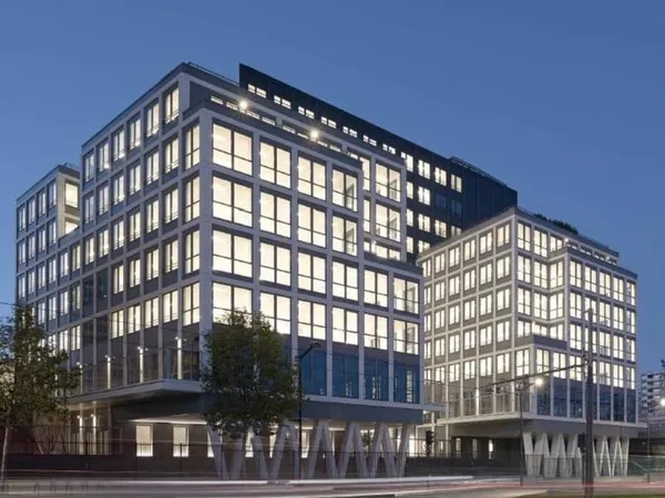Bureau 3487 m²