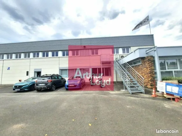 Bureau 290 m²