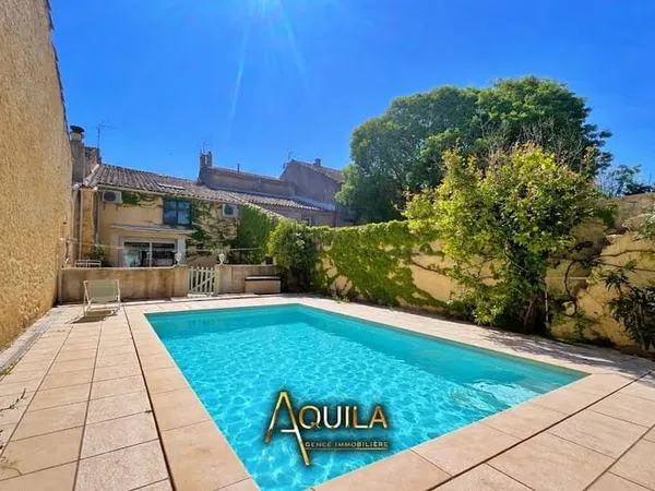Maison 6 pièces 180 m²