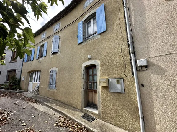 Grande maison de village