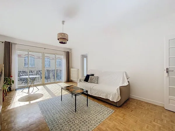 Appartement 3 pièces de 87.18 m² - Saint-Germain-en-Laye, proche centre-ville