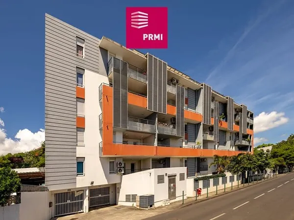 P.R.M.I : Appartement T3 à Sainte-Clotilde proche université et clinique avec accès rapide au Boulev