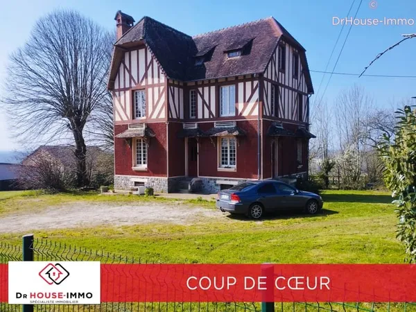 Maison de Maitre 6 pièces, grand terrain clôturé 7400m2