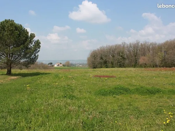 Chabeuil, Terrain plat de 600 m² avec Vue Vercors