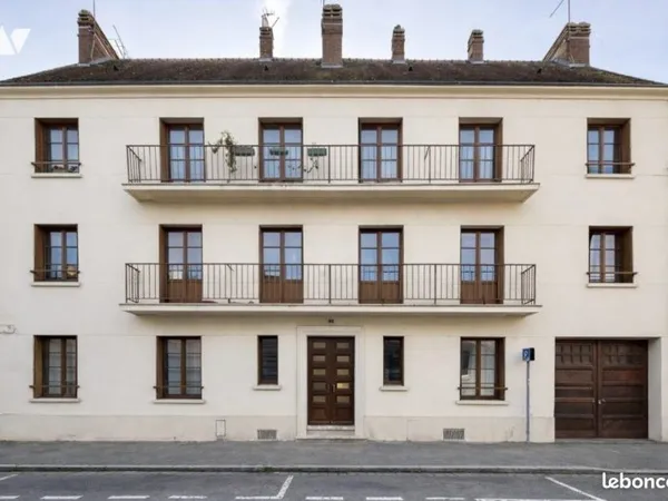 Immeuble 300 m²