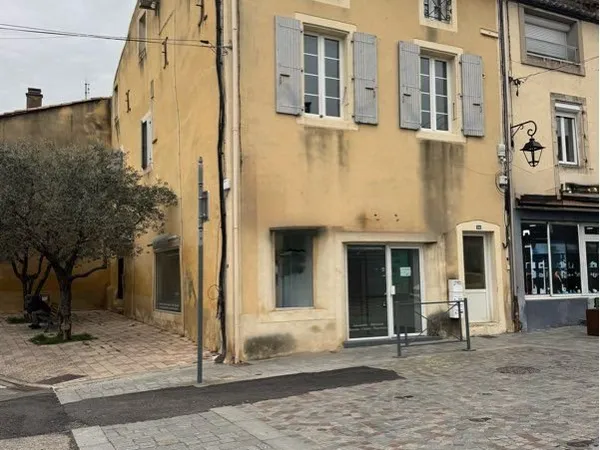 70m2 Pierrelatte centre-ville - Local Professionnel